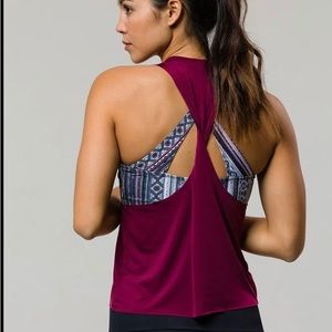 Onzie Glossy Flow Tank Bundle